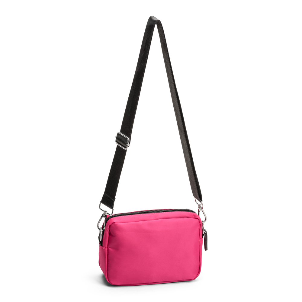 Axelväska i crossbodymodell