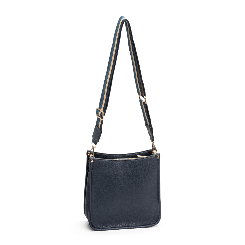 Axelväska i crossbodymodell