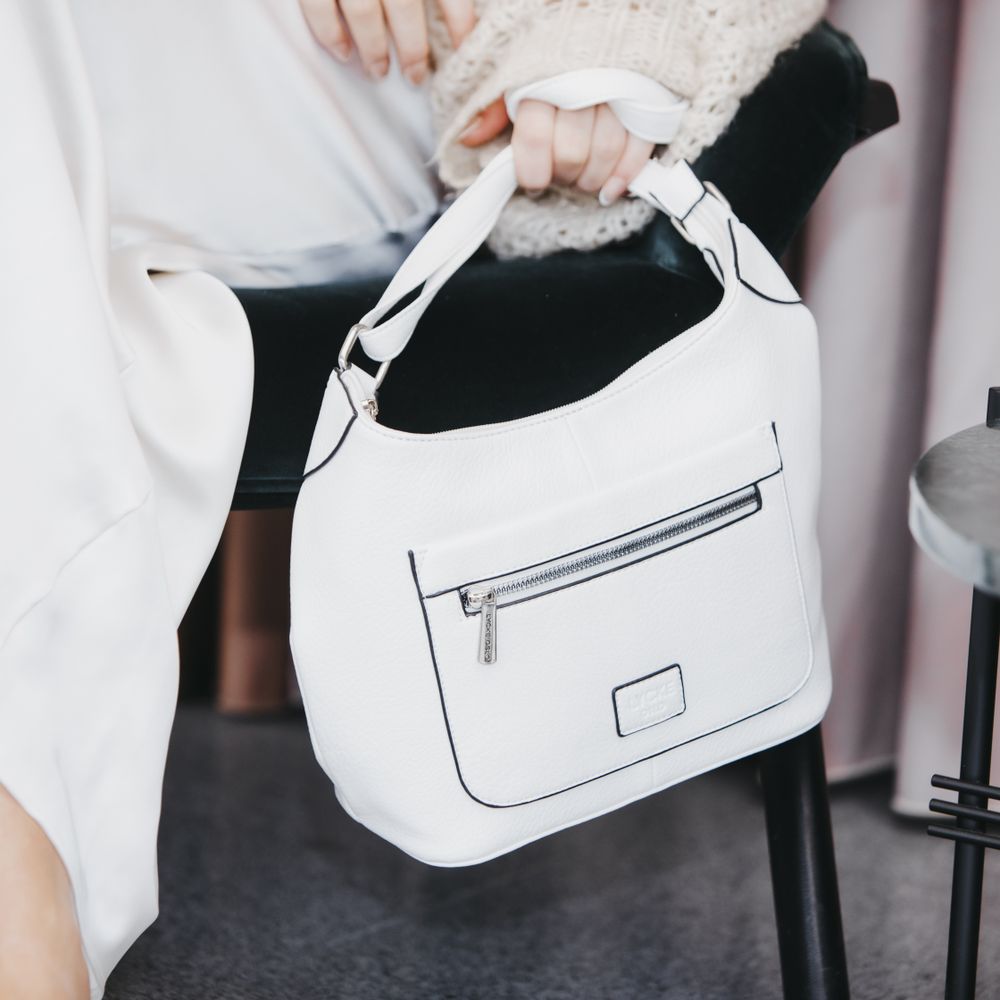 Axelväska i crossovermodell