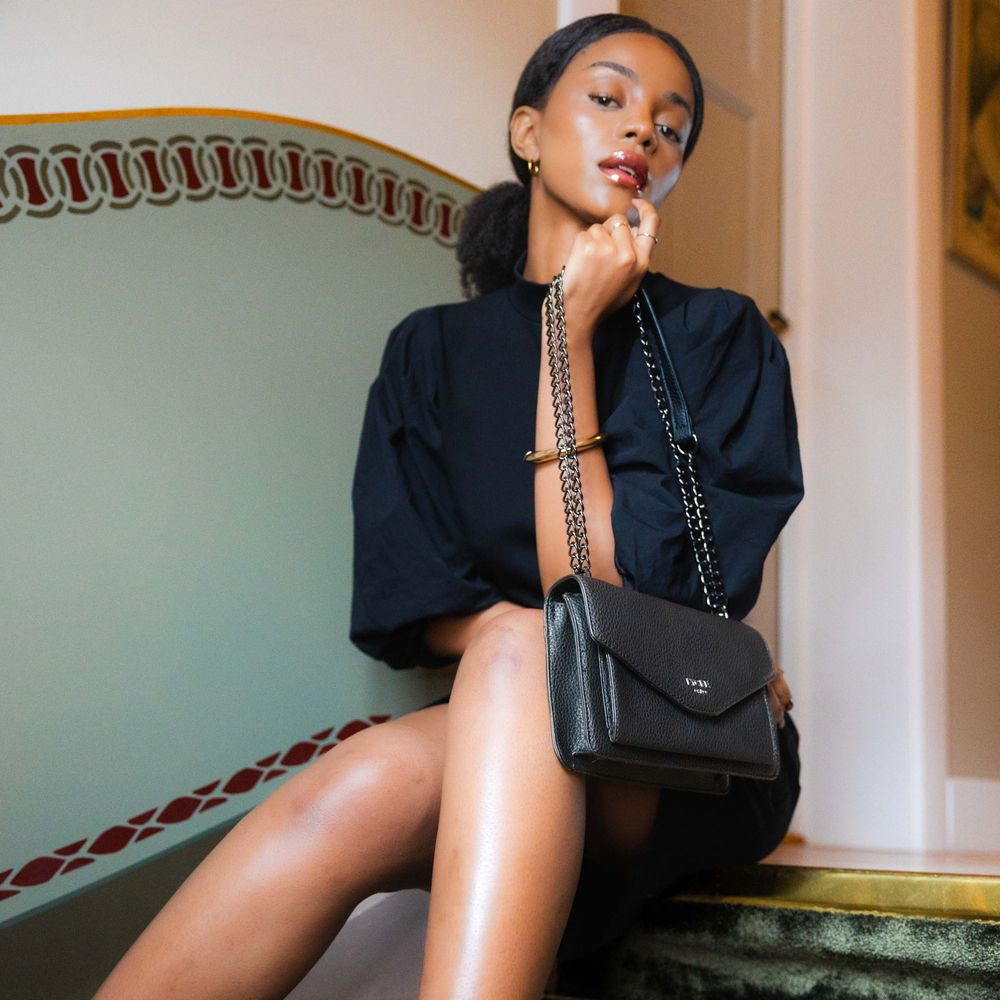 Elli clutch crossbodymodell med klaff