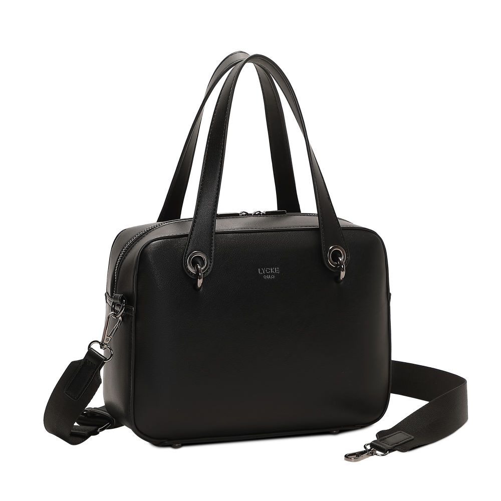Levanger handväska i crossbodymodell