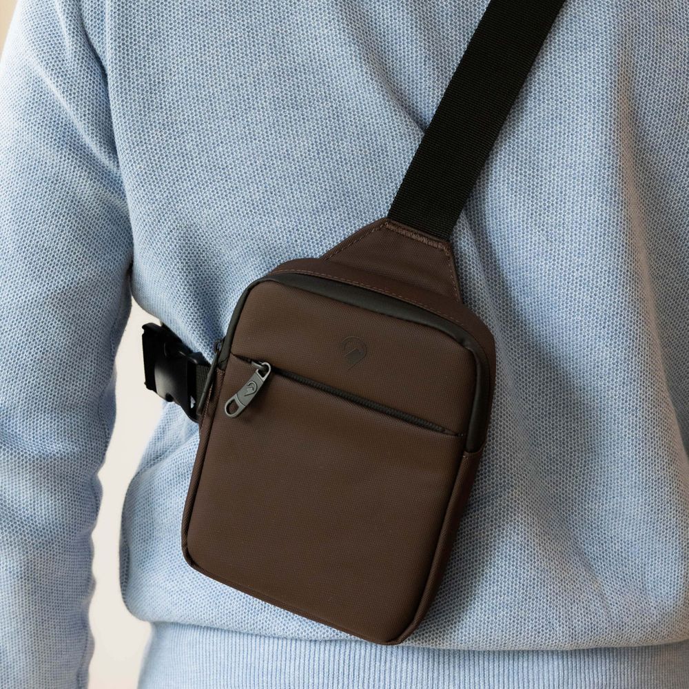 Mission slingbag crossbody medium, vattenavvisande, 1 L