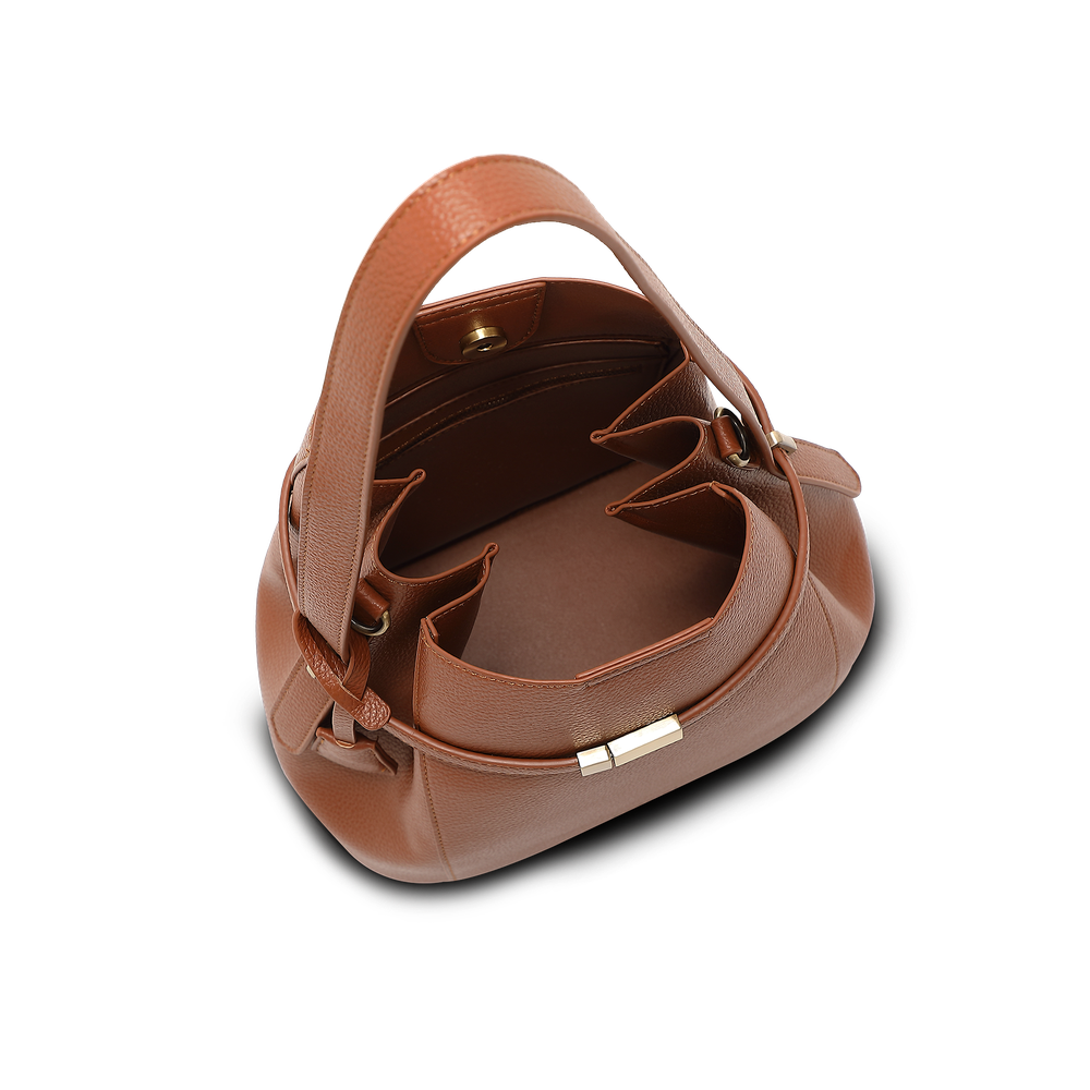 Axelväska i hinkmodell