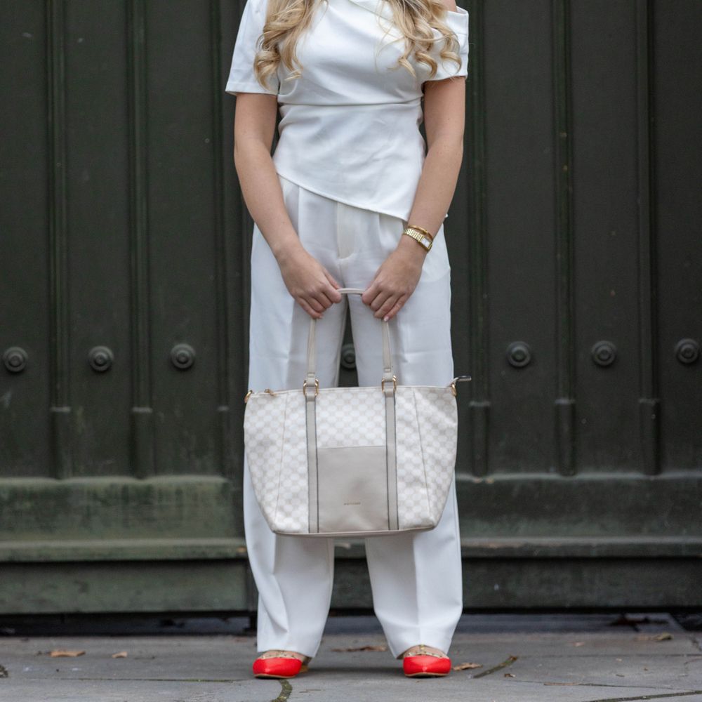 Louisa handväska i större kassemodell