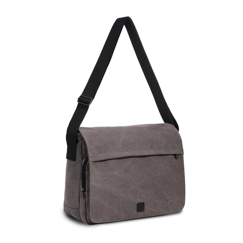 Axelväska i crossovermodell