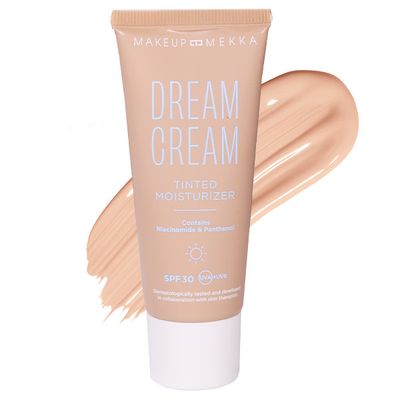Dream Cream Tinted Moisturizer Universal Medium