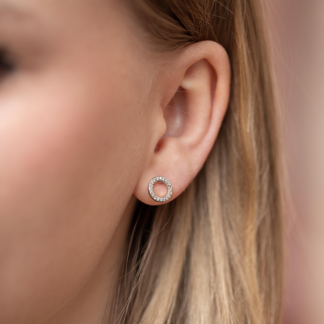 Smykker i sett, halskjede og øredobber