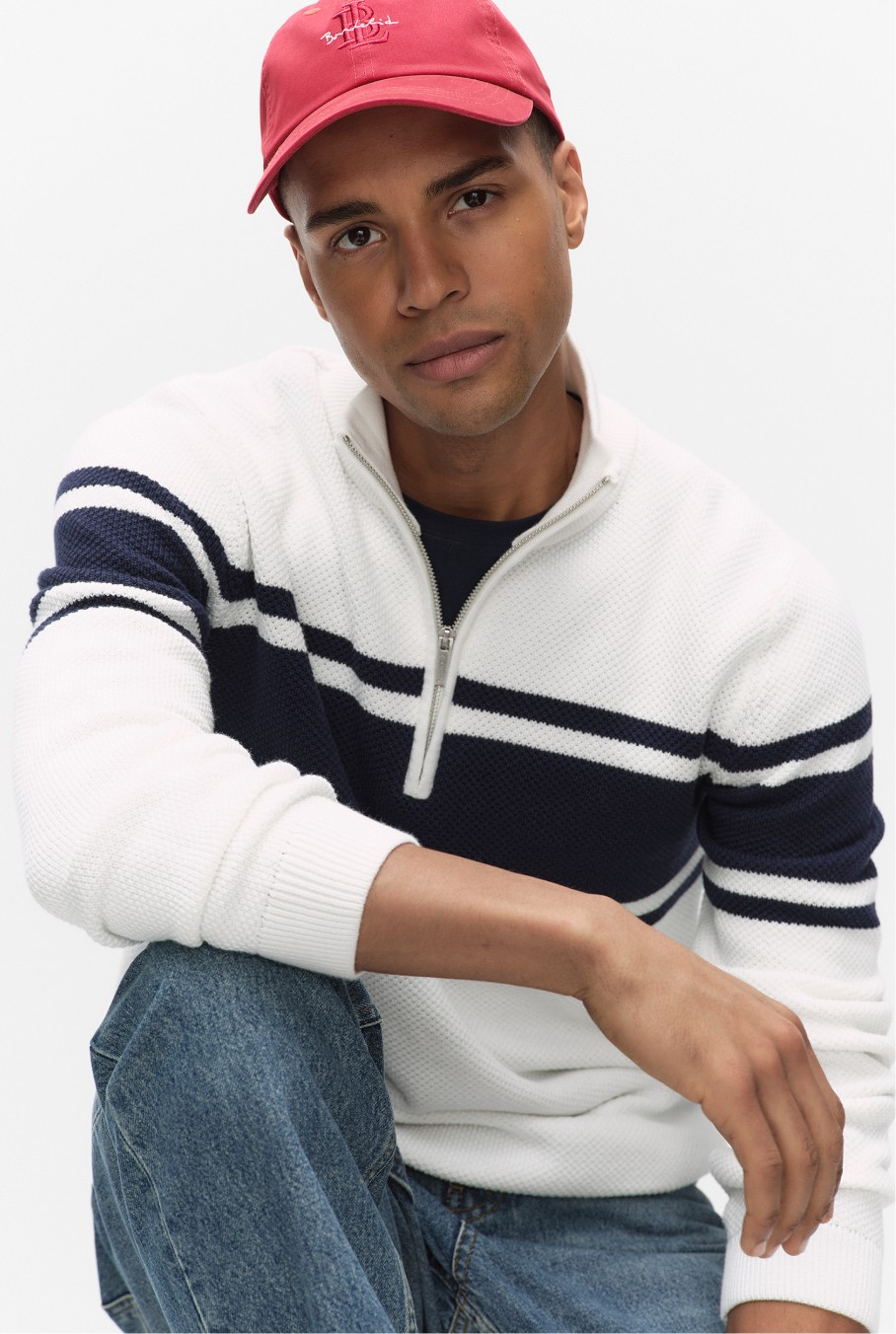 hvid skjorte sendt til mænd.