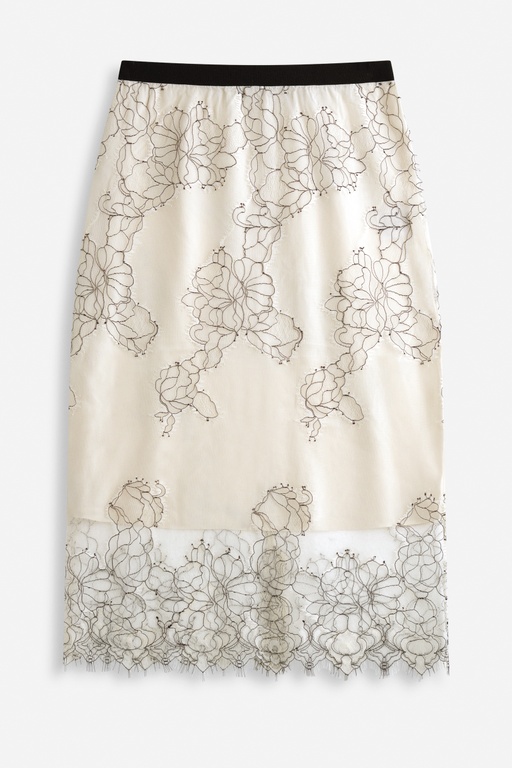 Wila lace skirt TOFU