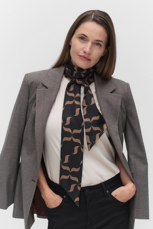 Fiona silk scarf Fiona silk scarf BLACK PRINT