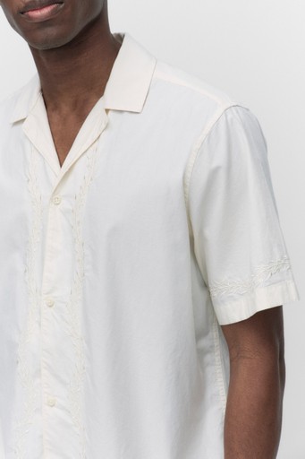 Lesley embroidery