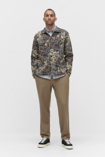 Hugh jacquard over Hugh jacquard over