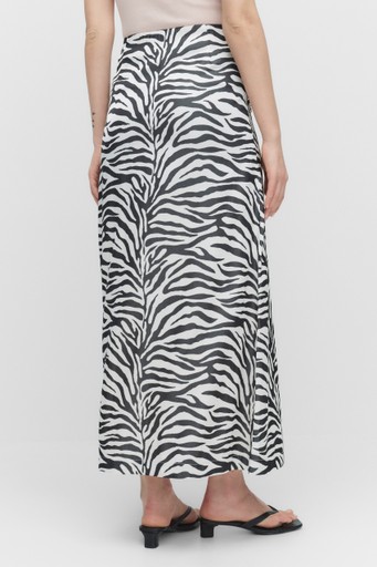 Gzzeva p hw skirt Gzzeva p hw skirt