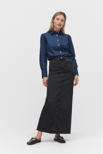 Back slit maxi skirt Back slit maxi skirt