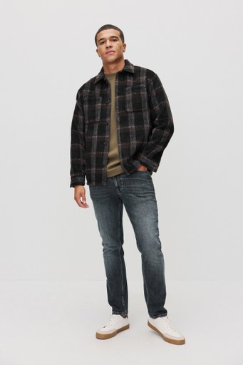 Post regular fit