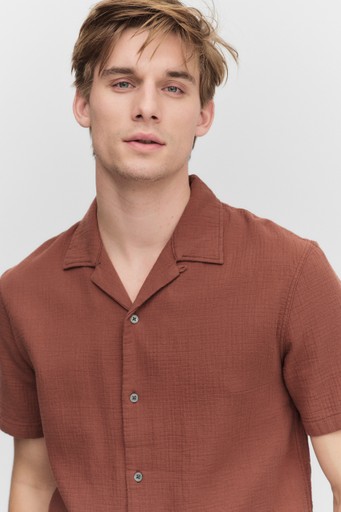 André shirt