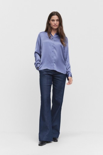 Leonore shirt premiu