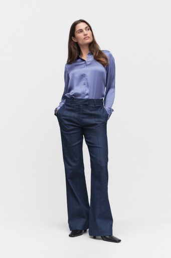 Leonore shirt premiu