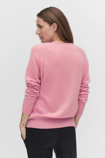 Lukka v-neck pullover