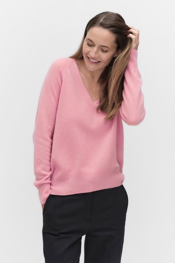Lukka v-neck pullover