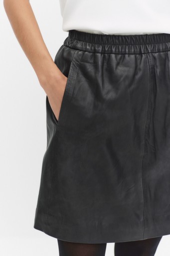 Wookiw short skirt