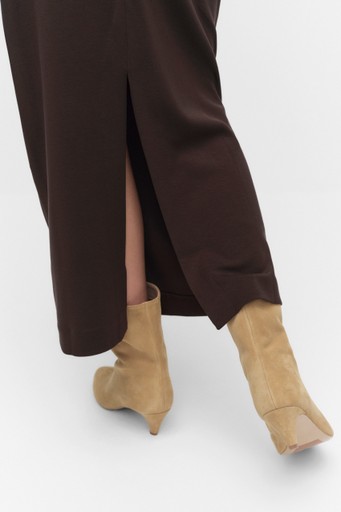 Aidaiw skirt