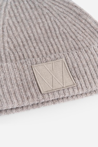 Kaxyiw beanie
