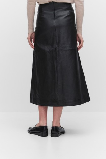 Uriyaiw skirt