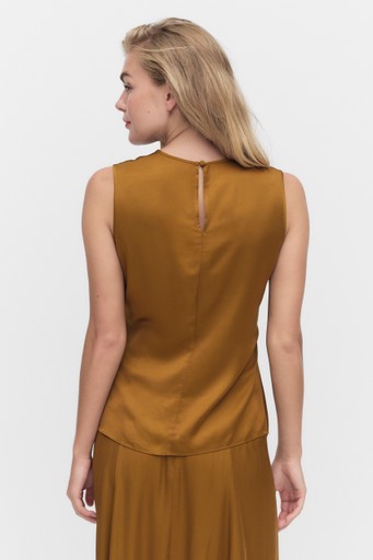 Kaylaiw top