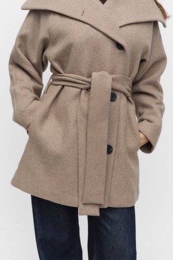 Yunahiw collar coat Yunahiw collar coat