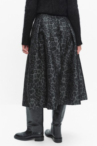 Zinaiw skirt Zinaiw skirt