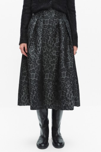 Zinaiw skirt Zinaiw skirt