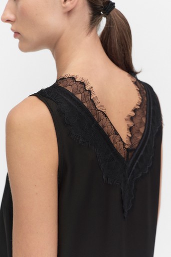 Danicaiw top