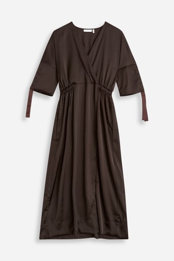 Lakeiw wrap dress
