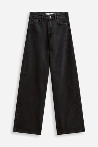 Junaiw aalia jeans