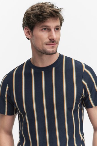 Adam tee