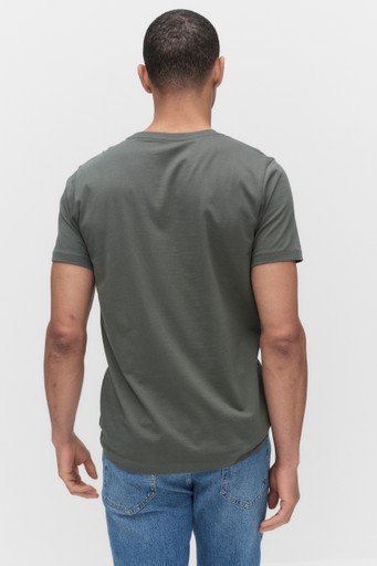 Aidan basic tee