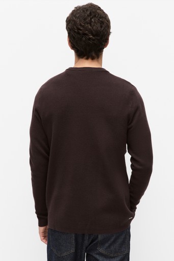 Clark roundneck