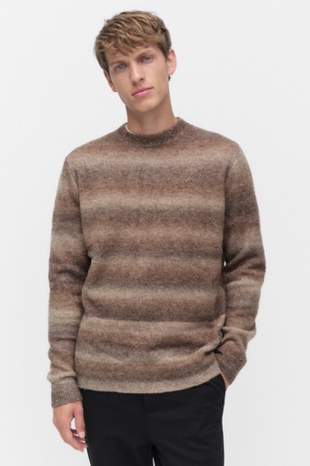 Kit knitted sweater Kit knitted sweater