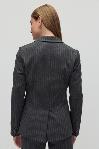 Petra blazer