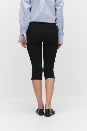 Kayla capri trousers