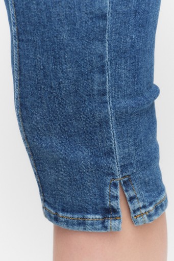 jaya denim capri