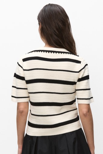 Susi knit collar