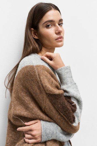 Forca knit v-neck