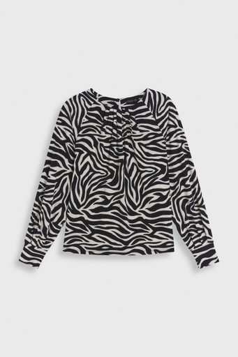 Hilda top