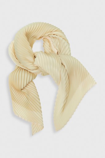 Sophia pleated scarf