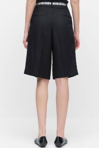 Ivory shorts Ivory shorts