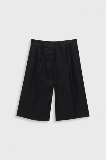 Ivory shorts Ivory shorts