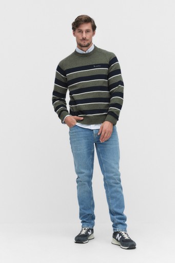 Corbin crew neck