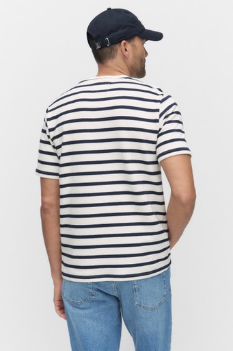 Dennis tee
